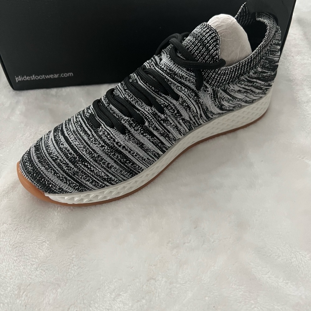 Black and White Knit Sneakers Urban Stone by JSlides Size 8